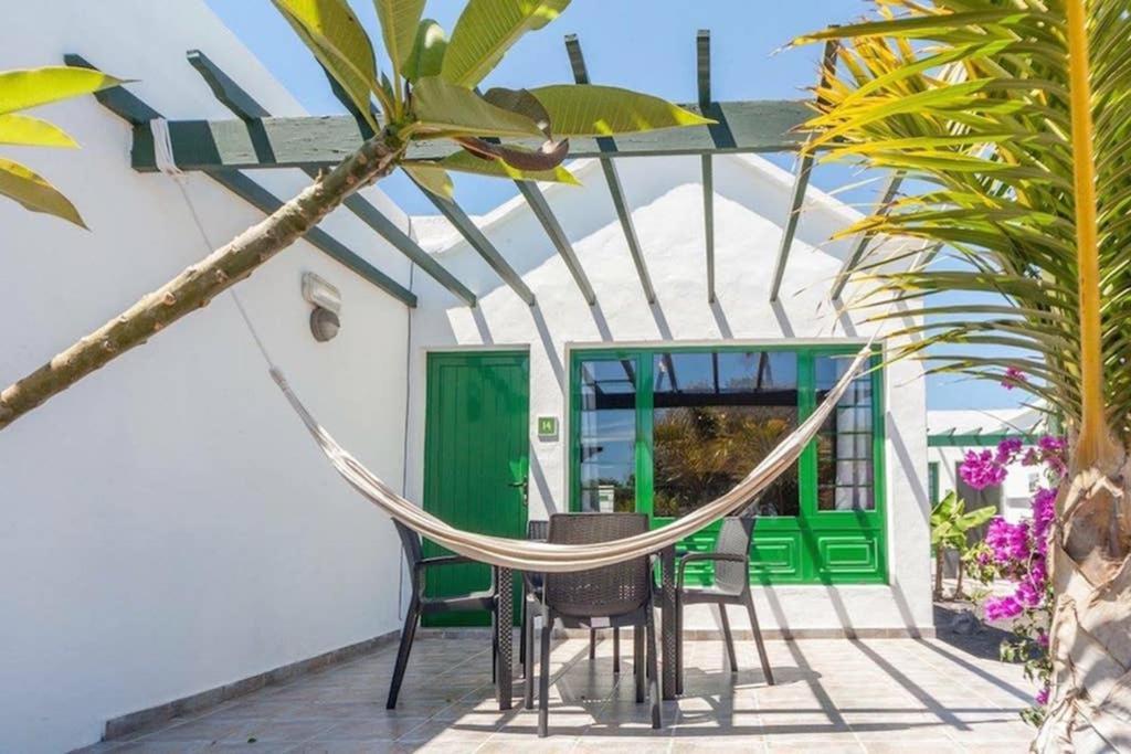 Bandama 14! 2 Bedroom Newly Renovated Bungalow, Los Pocillos, Puerto Del Carmen. Puerto del Carmen  Exterior foto