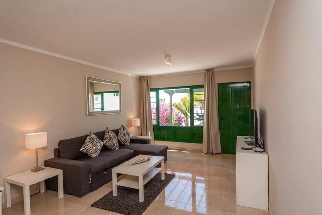 Bandama 14! 2 Bedroom Newly Renovated Bungalow, Los Pocillos, Puerto Del Carmen. Puerto del Carmen  Exterior foto